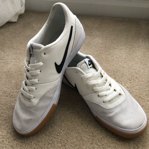 Nike Other - Nike Tennis Shoes